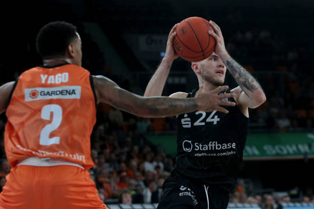 港王牌球员 港王牌球员