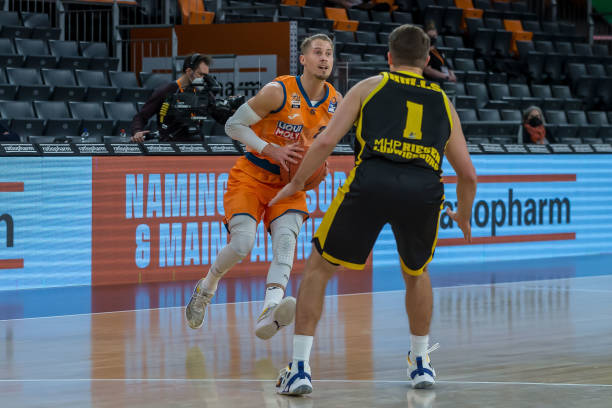 高强度对抗 高强度对抗