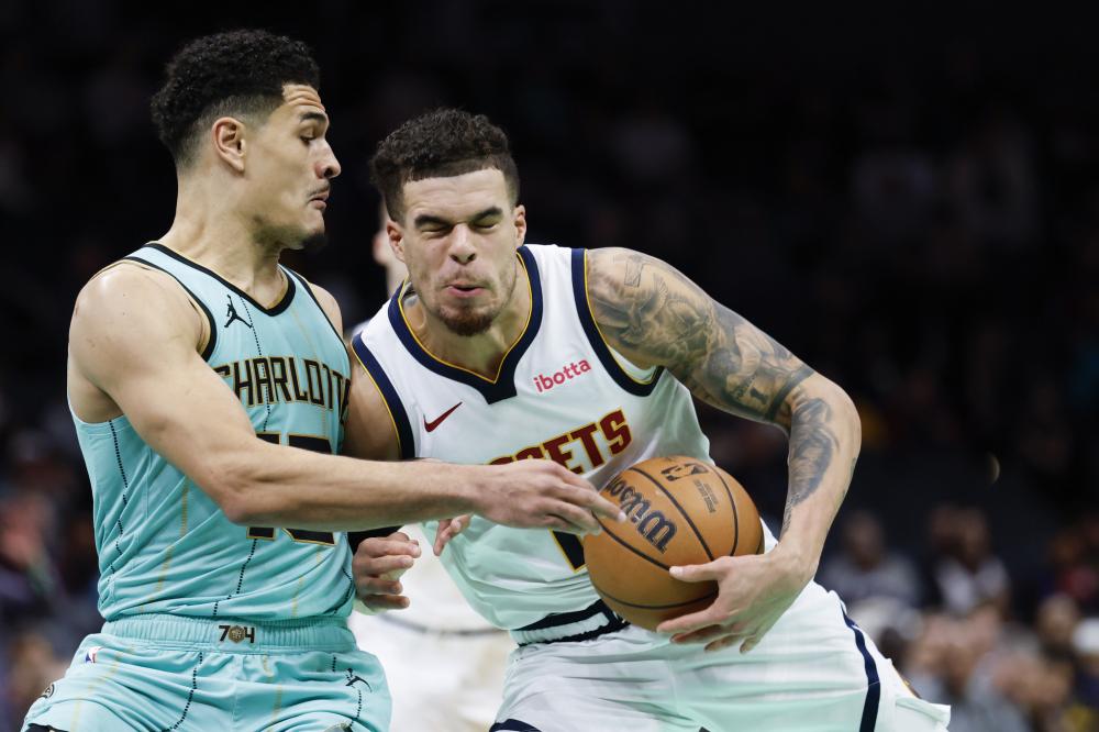 采访中暗示 采访中暗示