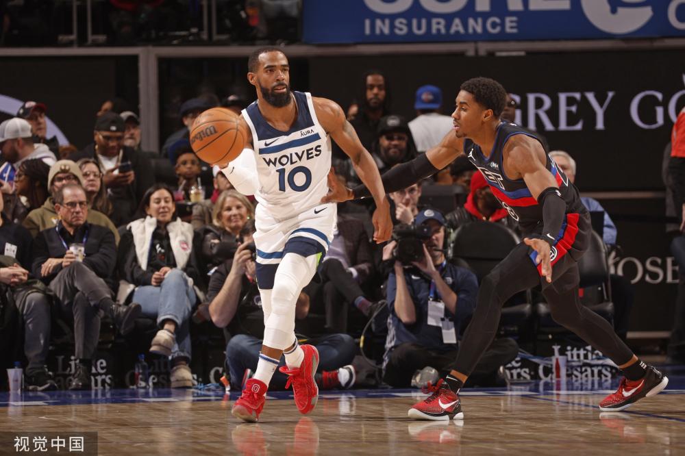 他们通过不 他们通过不